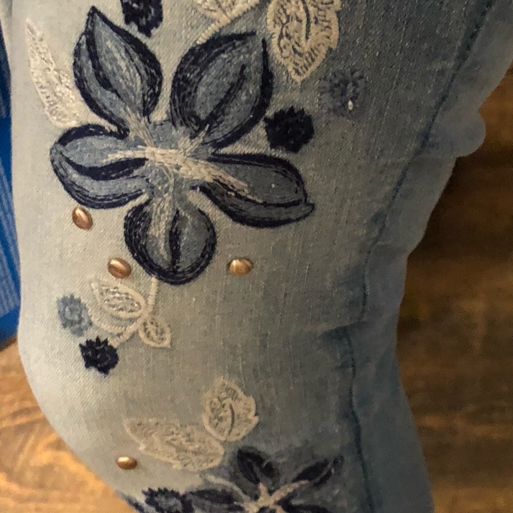 Black Daisy Jeans – Kate straight leg